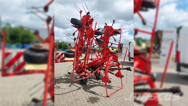 Kuhn GF 8702 Vender مكابس وميبسات التبن