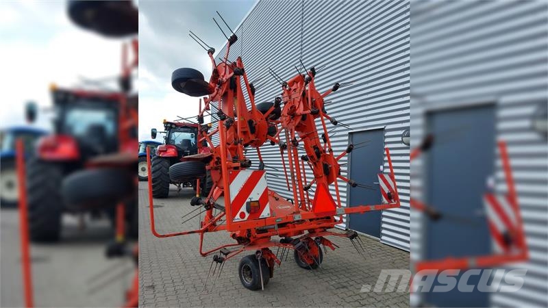 Kuhn GF 8702 Vender مكابس وميبسات التبن