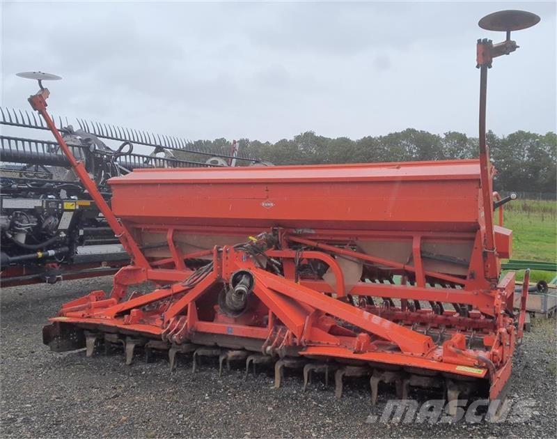 Kuhn integra 4m G II Perforadoras combinadas