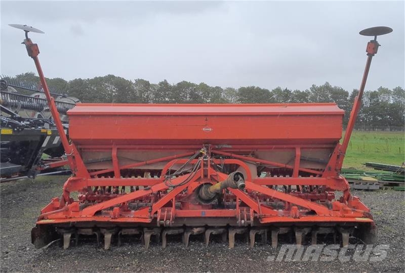 Kuhn integra 4m G II Perforadoras combinadas