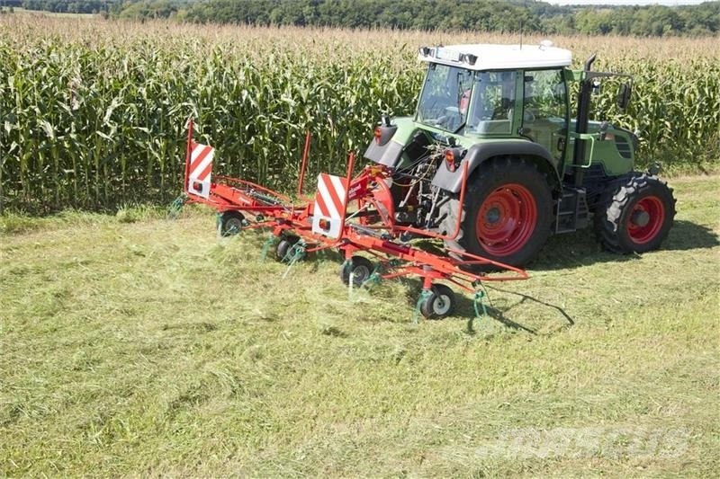 Kverneland 8452 rotorvender مكابس وميبسات التبن