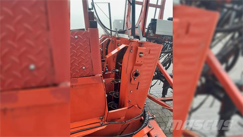 Kverneland Underhaug 3200 Planters