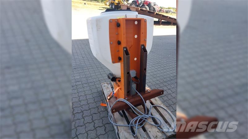 Lehner Polaro 250, saltspreder معدات نشر الرمال والملح
