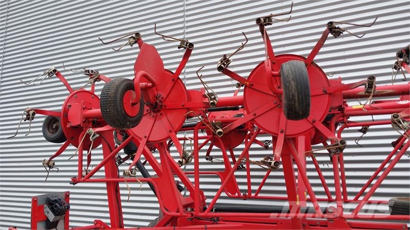 Lely LOTUS 1020 PROFI مكابس وميبسات التبن