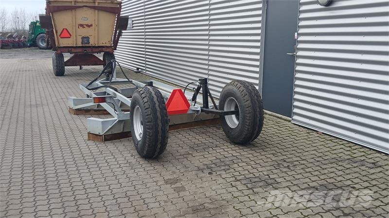 Mammen M4GL Mammen M4GL vejhøvl Egyéb mezőgazdasági gépek
