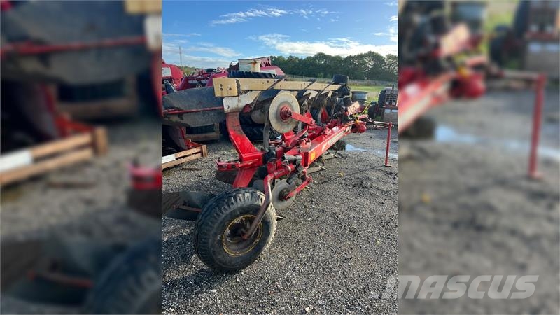 Massey Ferguson 715 Aratri reversibili