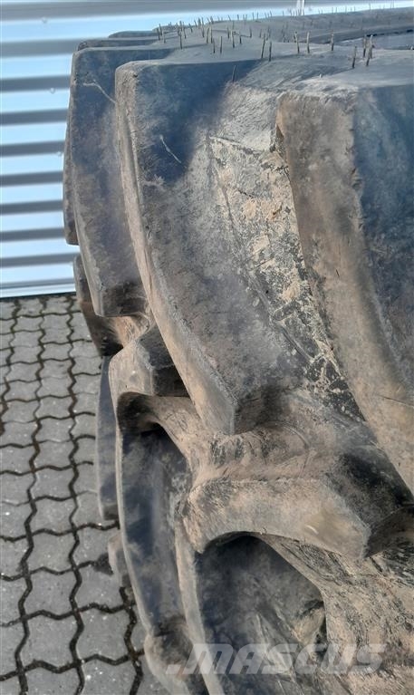 Petlas 480/80R46 Opony, koła i felgi