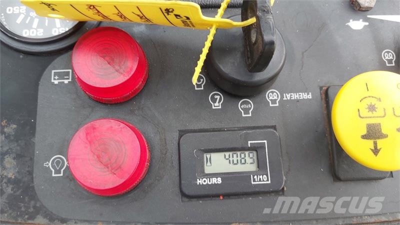 Simplicity Zero Turn Diesel ركوب الحشائش