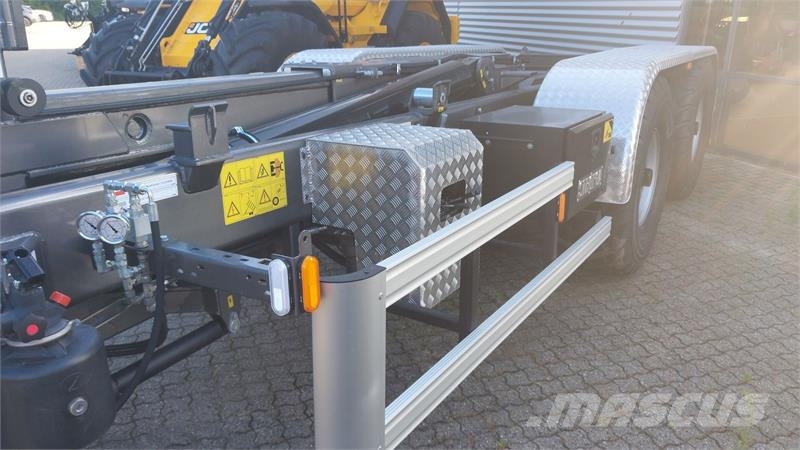 Stronga HL220ST Hook lift trailers