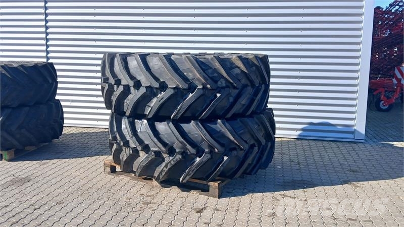 Trelleborg 710/75 R42 2 stk. Pneumatiky, kolesá a ráfiky