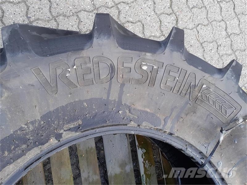 Vredestein 420/85 R28 - Traxion 85 Padangos, ratai ir ratlankiai