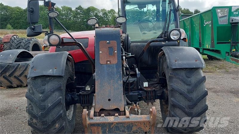 Case IH FARMLIFT 742 مناولات متداخلة