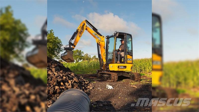 JCB 25Z-1 CAB PRO 小型挖掘机