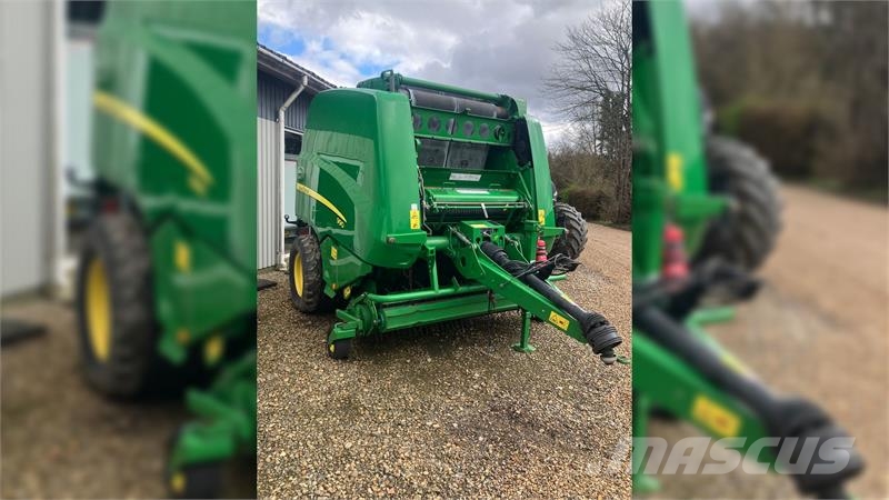 John Deere 990 Round balers