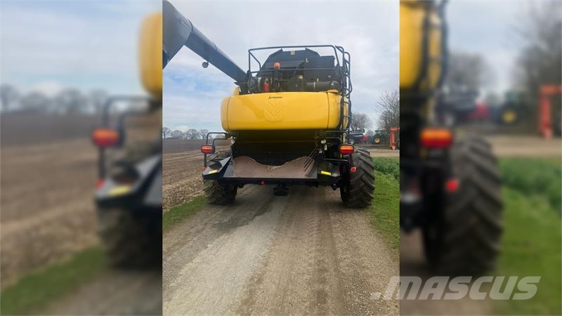 New Holland CR9080 Evolution حصادات
