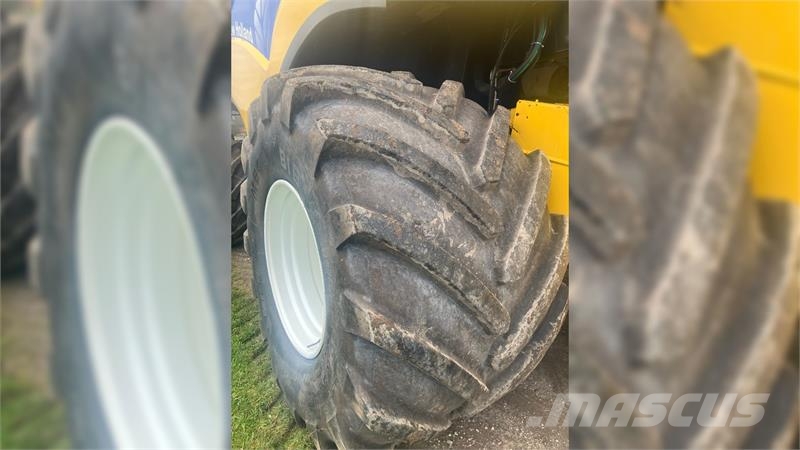 New Holland CR9080 Evolution حصادات