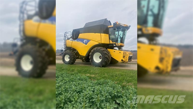 New Holland CR9080 Evolution حصادات