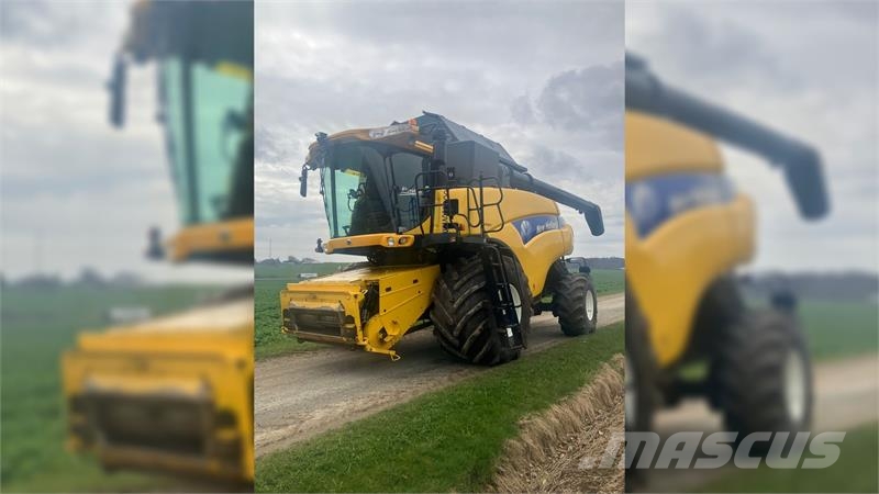 New Holland CR9080 Evolution حصادات