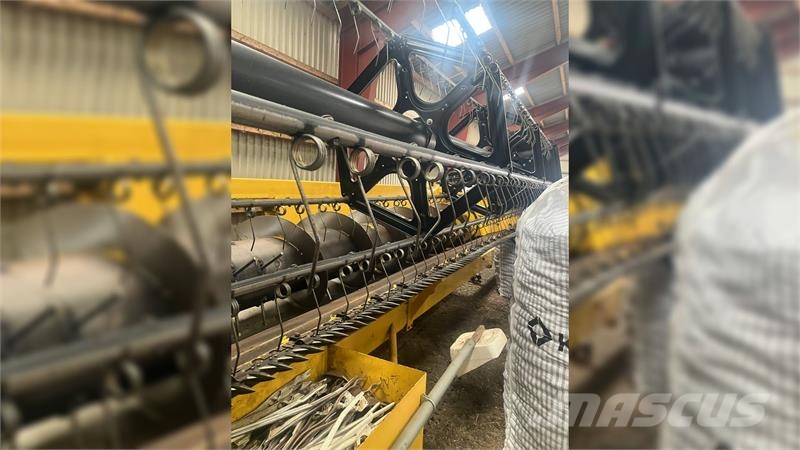 New Holland CR9080 Evolution حصادات
