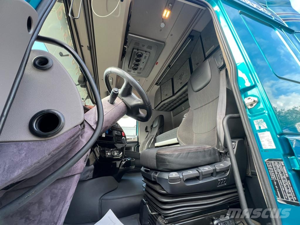 Daf XF 530 SC Retarder ACC Kühlbox Vollspoiler Leder Vilcēji