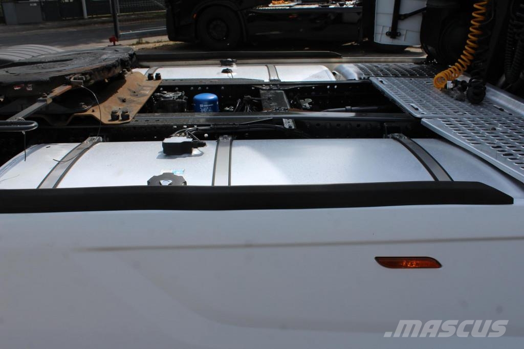 Iveco S-Way 510 Retarder 2Tank Kühlbox Safety Lock Vetopöytäautot