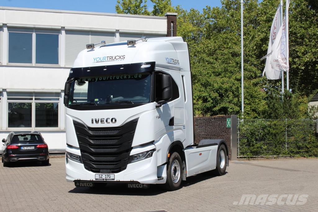 Iveco S-Way 530 Retarder Safety Lock 2Tanks Navi LED وحدات الجر