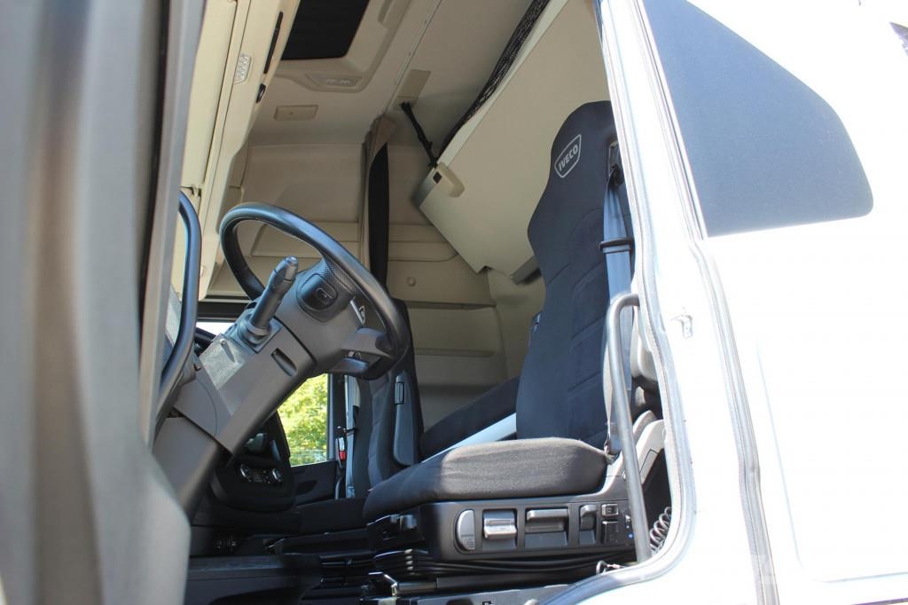Iveco S-Way 530 Retarder Safety Lock 2Tanks Navi LED وحدات الجر