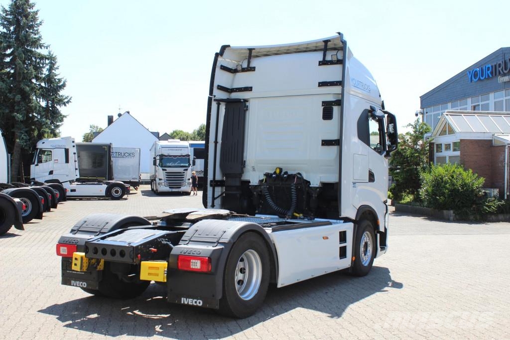 Iveco S-Way 530 Retarder Safety Lock 2Tanks Navi LED وحدات الجر