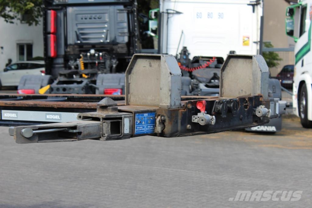 Kögel Multi Container Chassis Port 45 Triplex نصف مقطورة مسطحة منخفضة