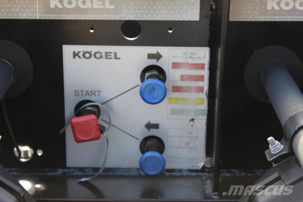 Kögel Multi Container Chassis Port 45 Triplex نصف مقطورة مسطحة منخفضة