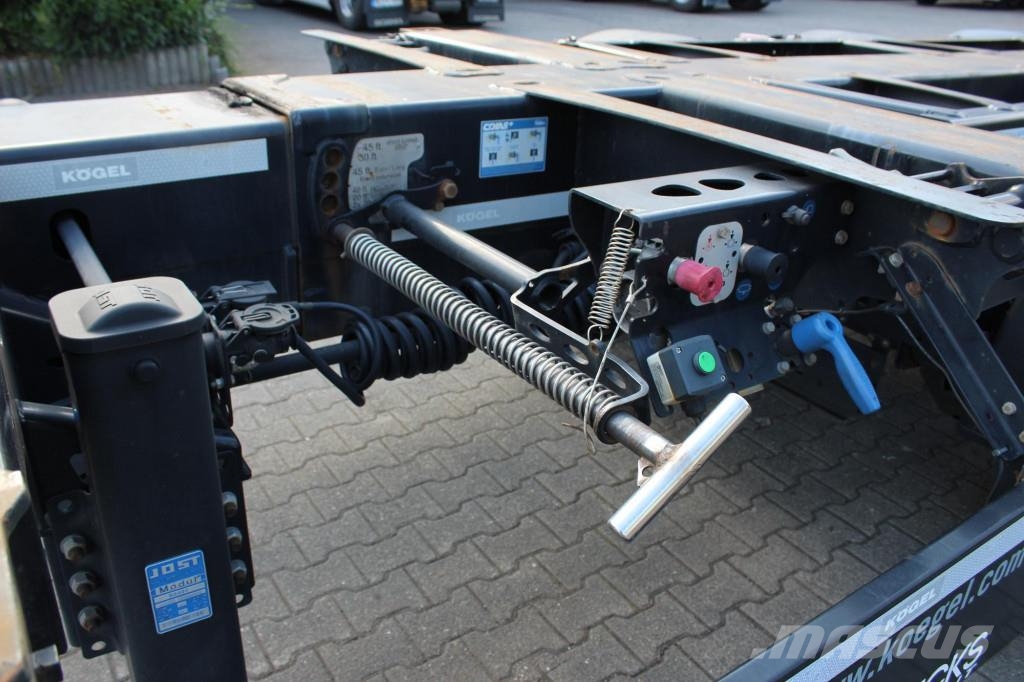 Kögel Multi Container Chassis Port 45 Triplex SAF نصف مقطورة مسطحة منخفضة