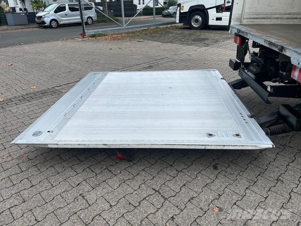 MAN TGM 15.250 E6 Koffer 8m LBW 2.000kg AHK Skriňová nadstavba