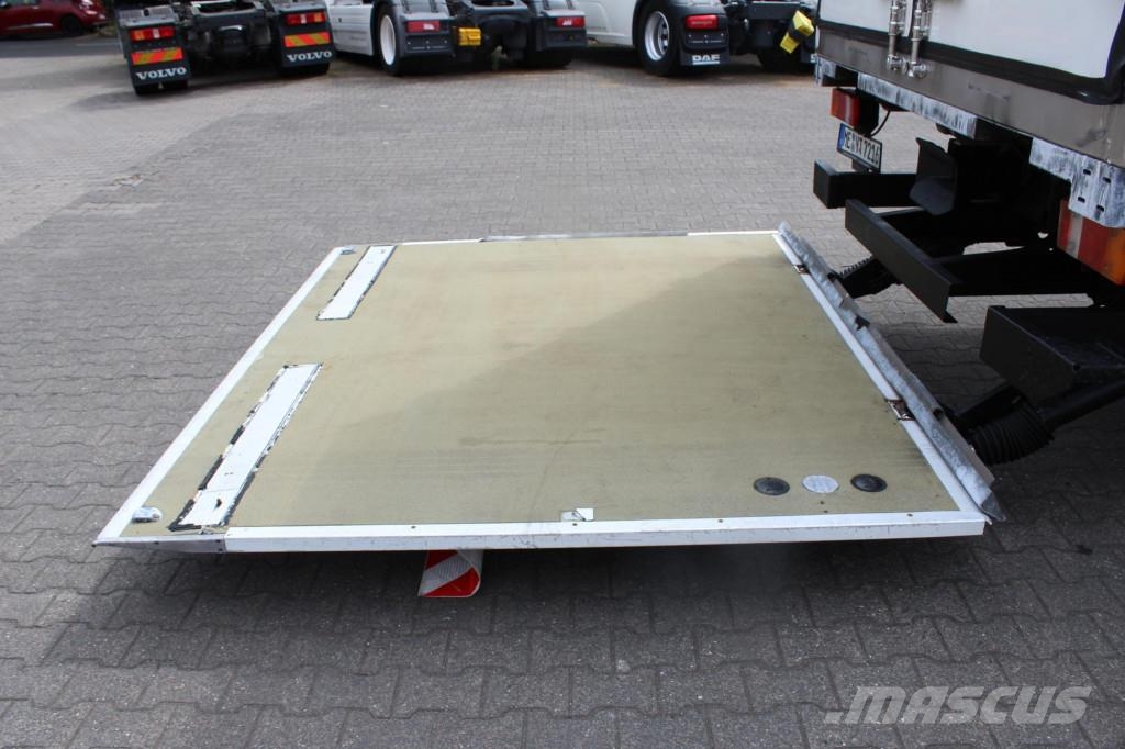 MAN TGS 26.460 TK UT 1200 AHK LBW+Tür Liftachse Camion a temperatura controllata