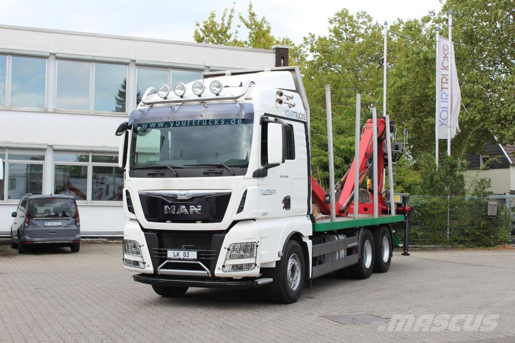 MAN TGX 33.560 D38Motor 6x4 Intarder KESLA-Holzkran Camion pentru lemne