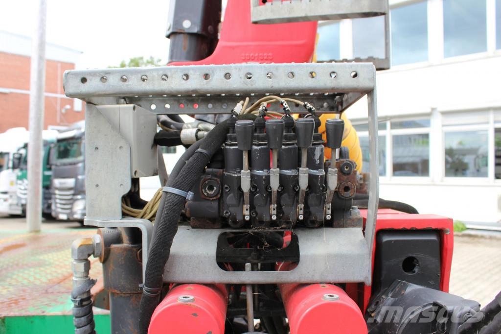 MAN TGX 33.560 D38Motor 6x4 Intarder KESLA-Holzkran Camion pentru lemne