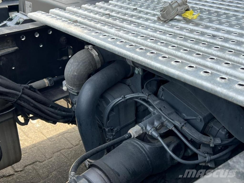 MAN TGX 500 E6 XLX 2 Tanks Kühlbox Retarder Navi Sattelzugmaschinen