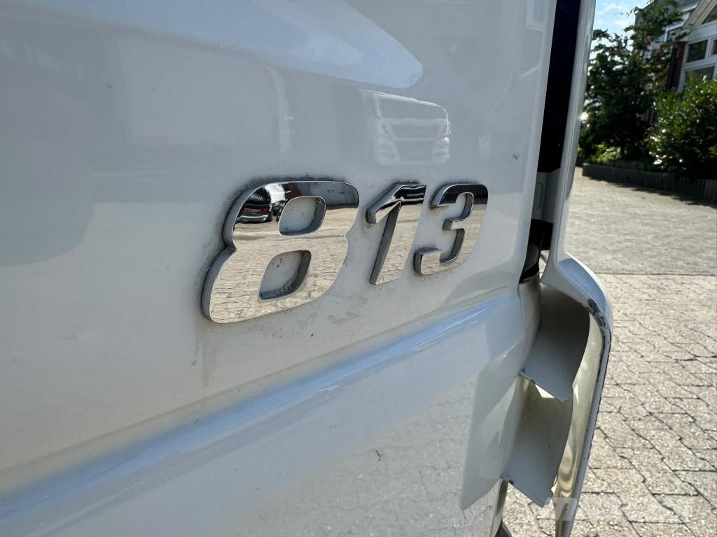 Mercedes-Benz Atego 813 E5 Koffer 6m Schalter Ladebordwand Skåpbilar