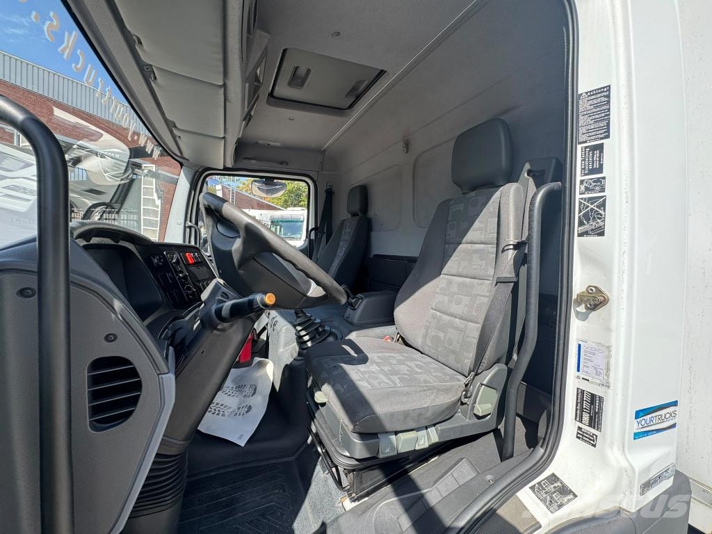 Mercedes-Benz Atego 813 E5 Koffer 6m Schalter Ladebordwand Skåpbilar