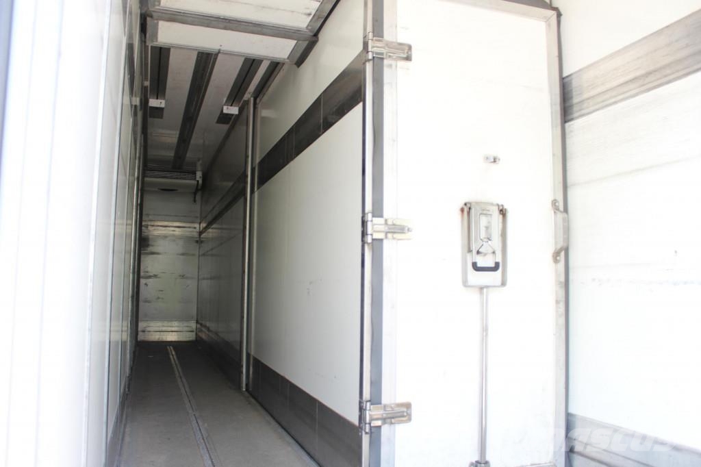 Mercedes-Benz Axor 1826 EEV CS1250 Bi-Tri-Multi-Temp LBW 2t Isotermos y frigoríficos