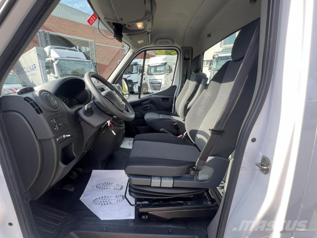 Renault Master Bühne KLUBB 11m 2 Personen Korb 200kg Camion nacelle