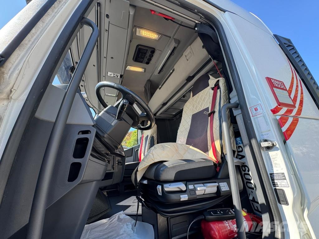 Renault T440 6x2 Hi-Sleeper Liftachse Standklima Autotractoare