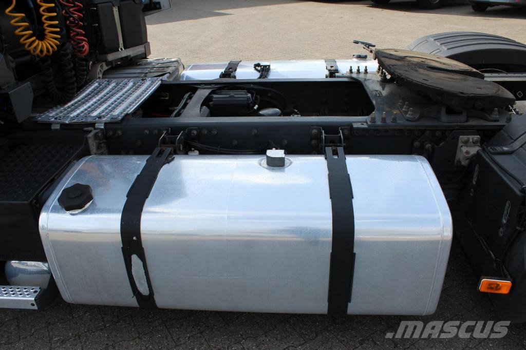Renault T480 Retarder Hi-Sleeper 2 Tanks Alu-Felgen Sattelzugmaschinen