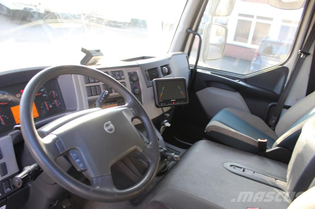 Volvo FL 250 E6 Getränkewagen Klima LBW 178.000 Km Camiones caja cerrada