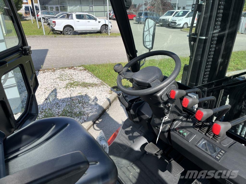EP CPCD50T8 NEUMASCHINE Dīzeļa autoiekrāvēji