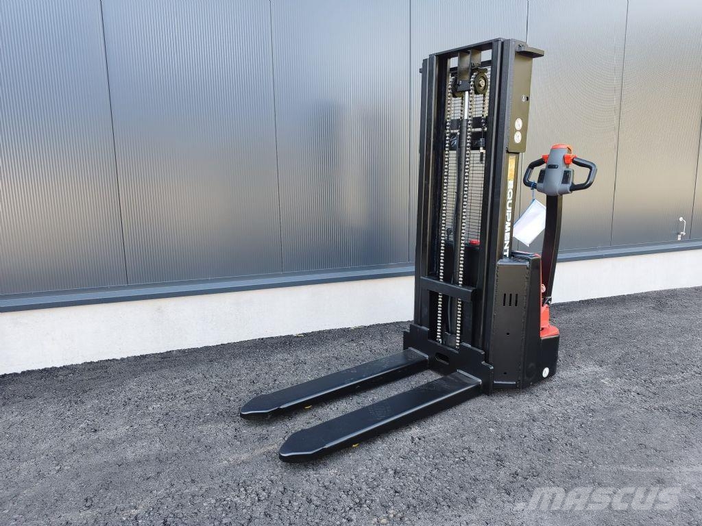 EP DS3 NEUMASCHINE Deichselstapler