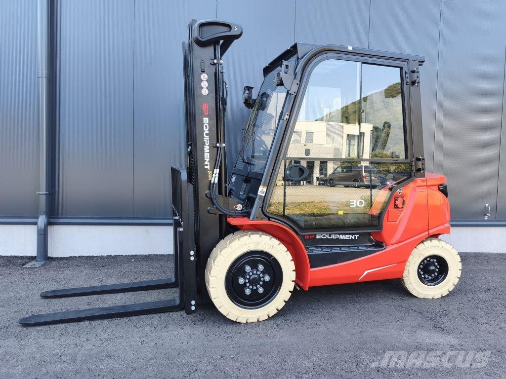 EP EFL30 PRO NEUMASCHINE Electric forklifts