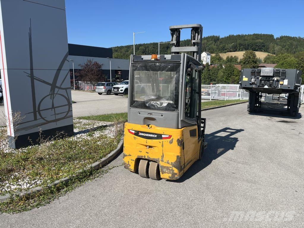Jungheinrich EFG216k Електронавантажувачі