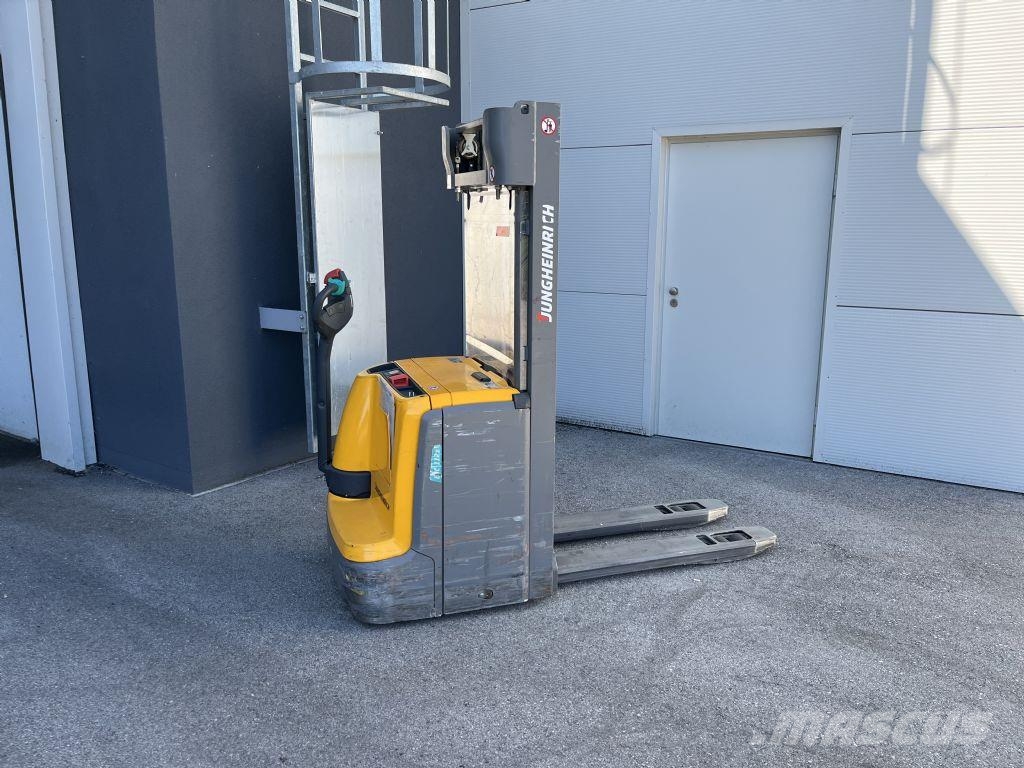 Jungheinrich EJC112z mit Initial Hub, Batterie aus 2025!!!!!! Käyden ajettavat pinoamistrukit