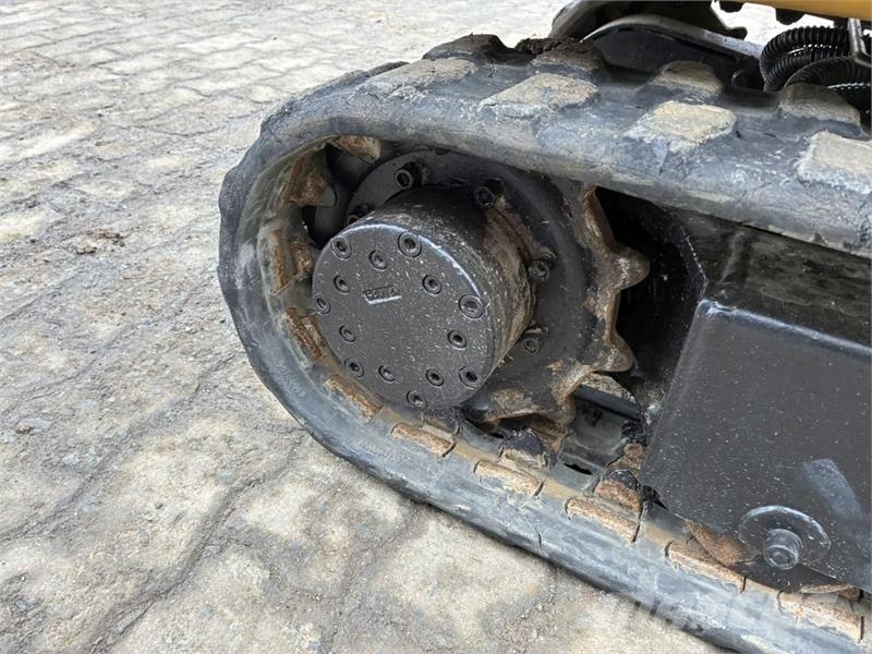 CAT 300.9D Mini rýpadla < 7t