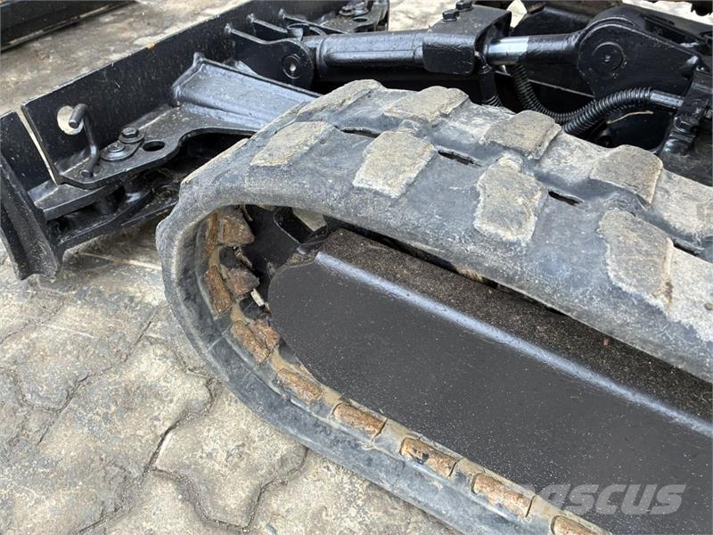CAT 300.9D Mini rýpadla < 7t